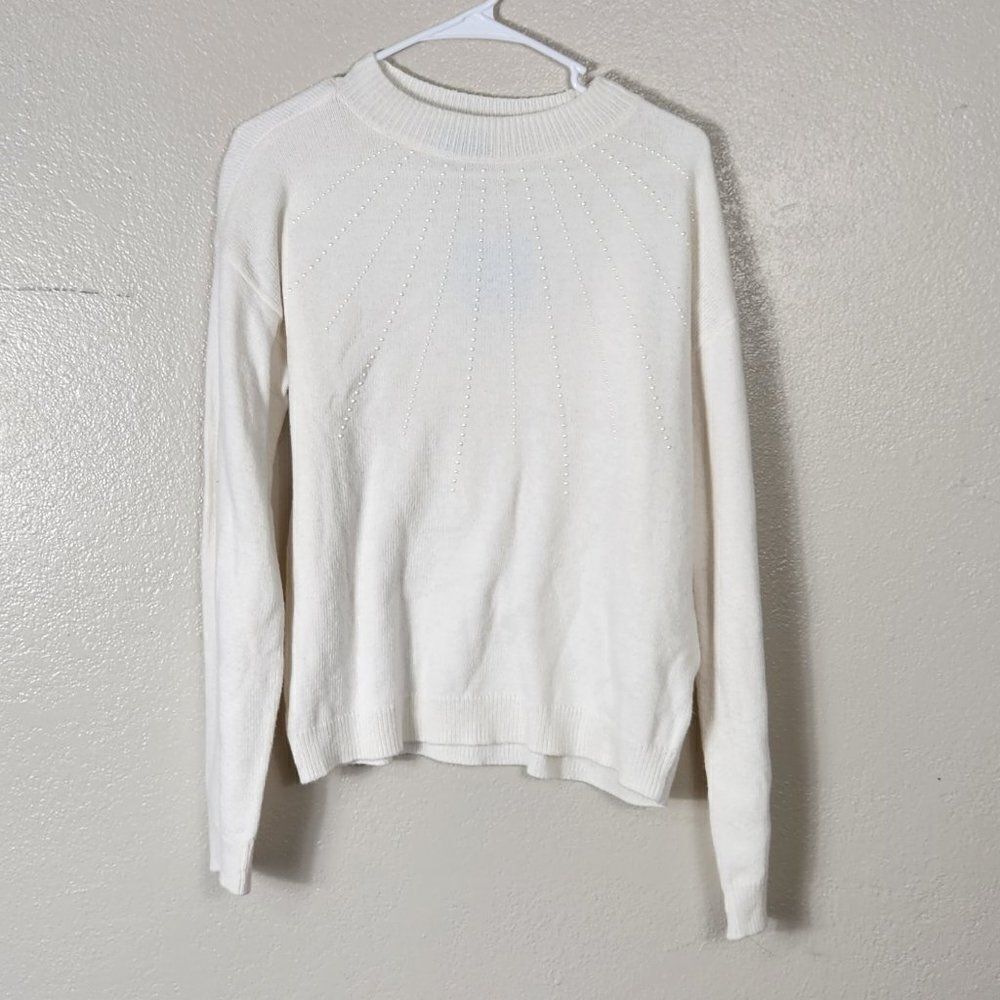 Cece Sweater Size M NWT White Dots Open to Offers!